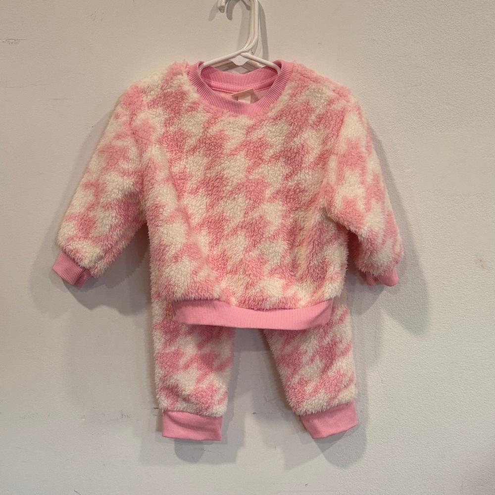 Cat & Jack Pink and White Baby Outfit